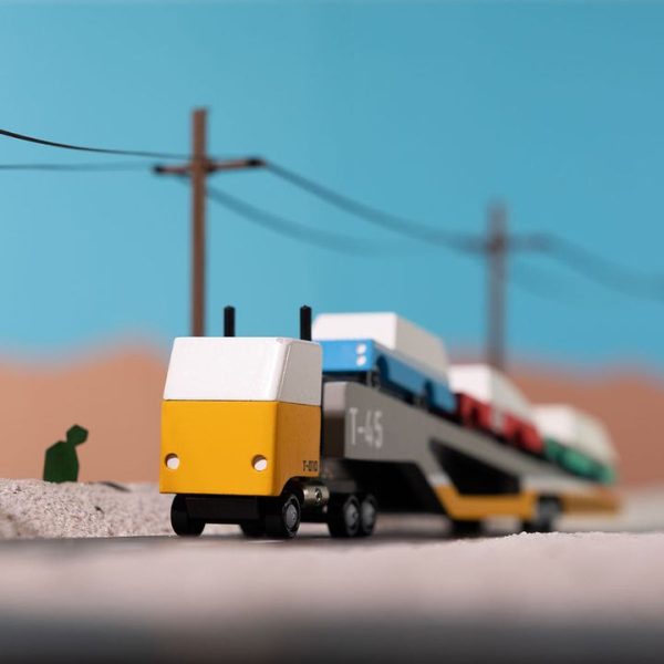 0eb5a3b5-48c8-49e4-b612-13697acb6bb3_720x