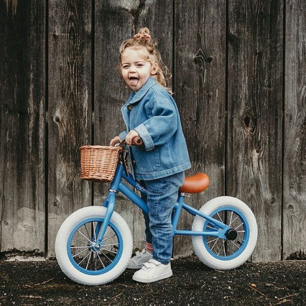 baghera-preschool-balance-bicycle-blue-30722964881495_720x-1