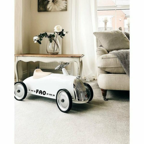 baghera-preschool-fao-exclusive-ride-on-rider-snow-white-with-fao-decals-28878107377751_720x-2
