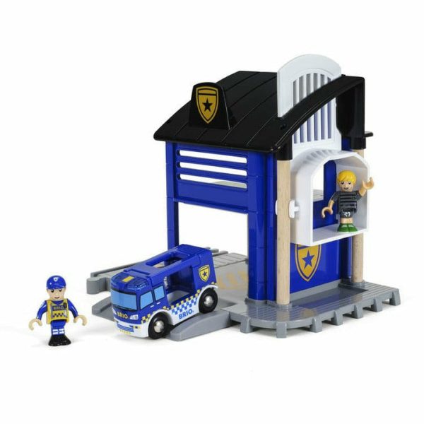 brio-vehicles-police-station-28401604264023_720x-3