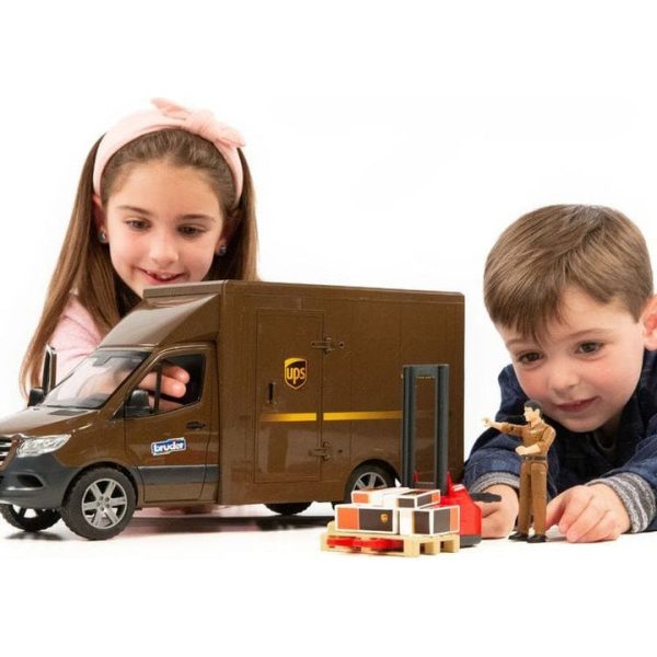 bruder-vehicles-mb-sprinter-ups-truck-30741507604567_720x-2