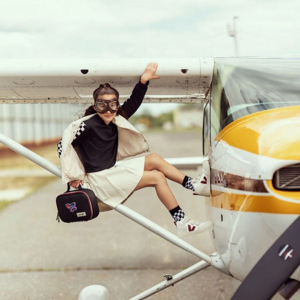 c18c2329-bf6a-4a3c-a05e-46aa56f609e7_720x-3