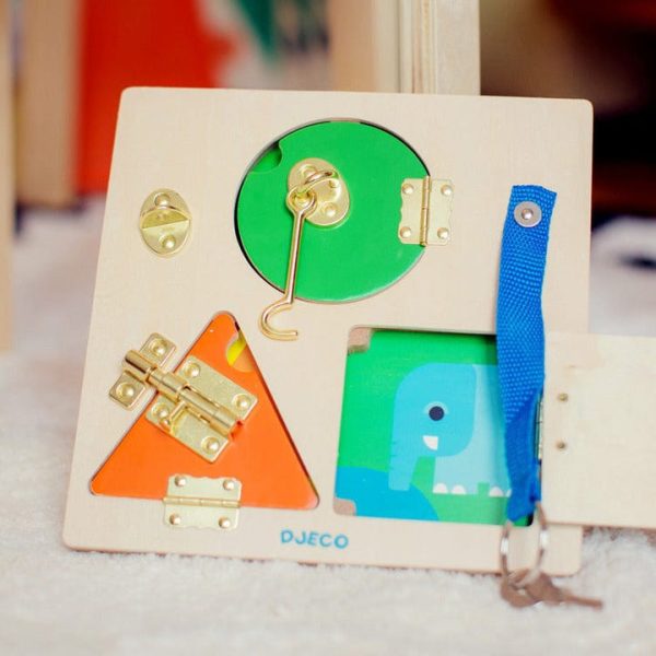 djeco-preschool-lockbasic-locking-and-unlocking-wooden-skill-board-29828886954071_720x-1