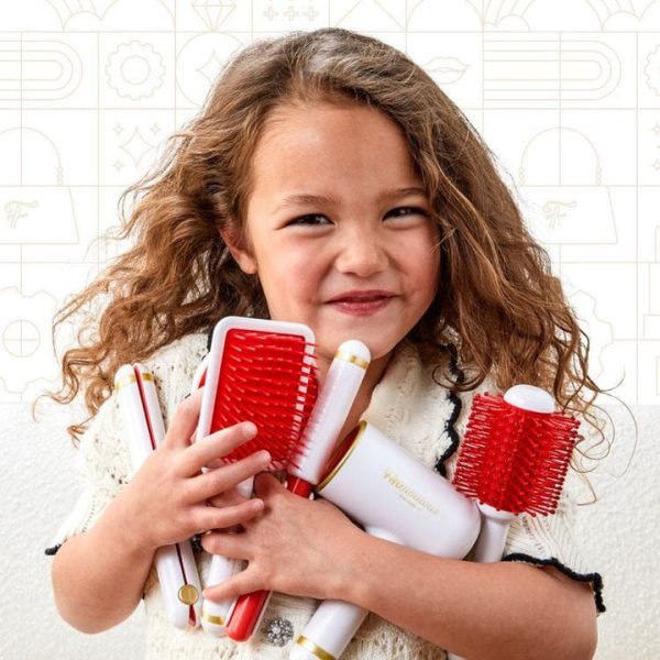 fao-schwarz-fashion-activity-and-roleplay-pampered-play-hair-pro-30735474425943_720x-2