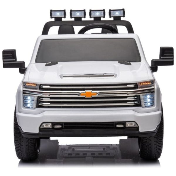 freddo-outdoor-24v-4x4-chevrolet-silverado-2-seater-ride-on-truck-for-kids-white-31443896696919_720x-5