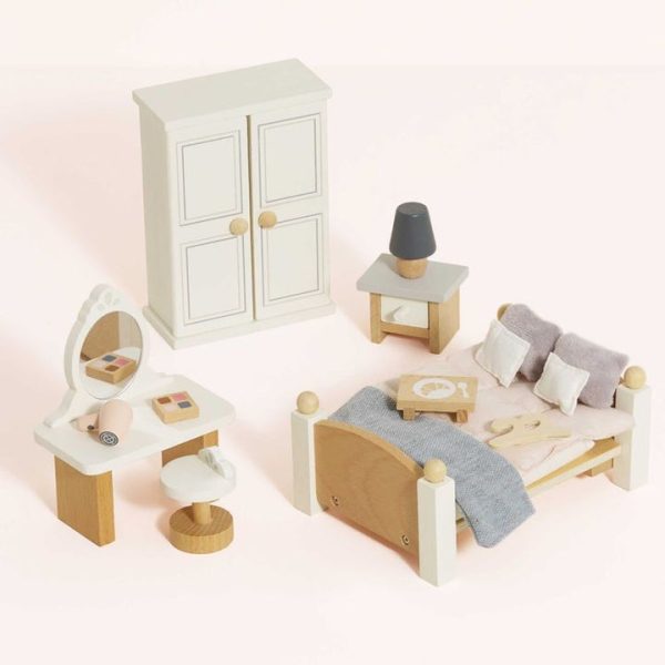 le-toy-van-dolls-wooden-dolls-house-bedroom-furniture-set-19-pieces-1153095591_720x-1