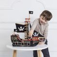le-toy-van-preschool-barbarossa-pirate-ship-29823121260631_720x-1
