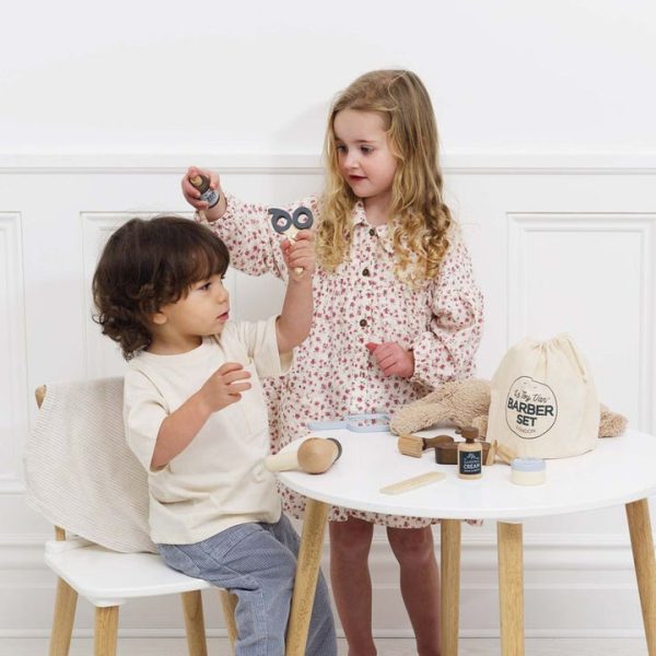 le-toy-van-preschool-pretend-play-wooden-hairdresser-barber-kit-12-pieces-1153095503_720x-4