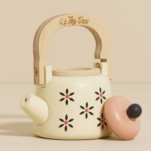 le-toy-van-preschool-vintage-wooden-kettle-32562575769687_720x-5
