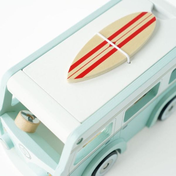 le-toy-van-preschool-wood-holiday-camper-van-31487189090391_720x-2