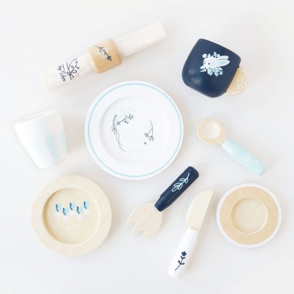 le-toy-van-preschool-wooden-cutlery-pretend-play-dining-set-1153095565_720x