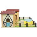 le-toy-van-preschool-wooden-farmyard-stables-31480125554775_720x-5