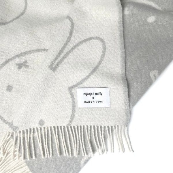 maison-deux-room-decor-miffy-blanket-cloud-white-grey-31899820130391_720x-4