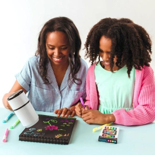 ooly-creativity-magic-neon-puffy-pens-6-pack-32140329615447_720x-2