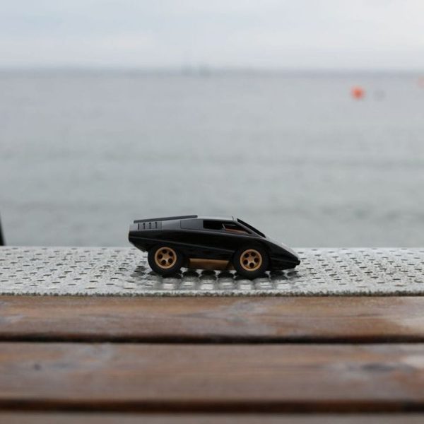 playforever-vehicles-ufo-cannone-car-black-31232045088855_720x-2