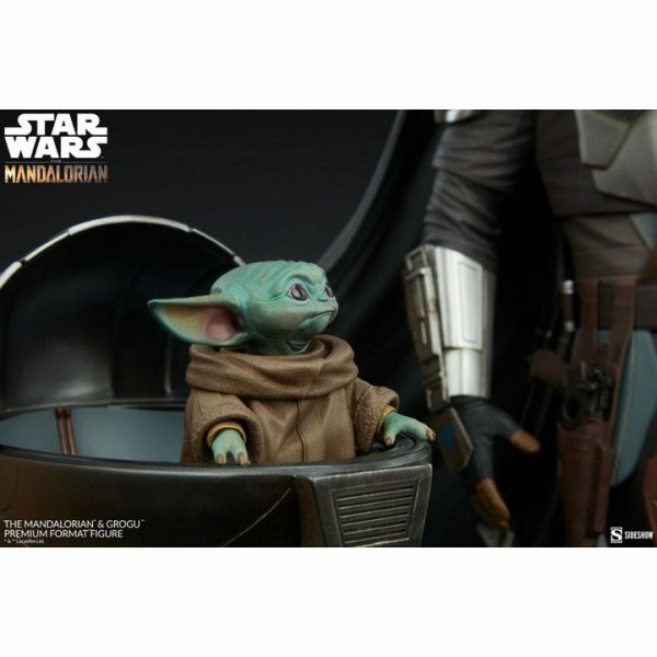 sideshow-collectibles-the-mandalorian-and-grogu-premium-format-figure-29064385495127_720x-2