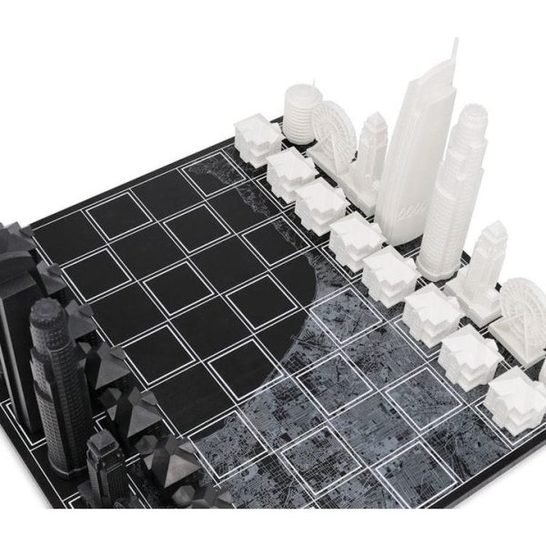 skyline-chess-games-los-angeles-edition-acrylic-chess-set-with-wood-map-board-31579732738135_720x-4