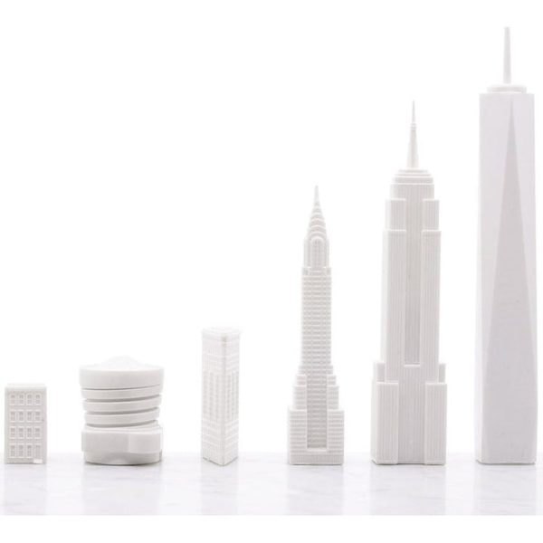 skyline-chess-games-new-york-city-edition-acrylic-chess-set-with-marble-hatch-board-31783638171735_720x-5
