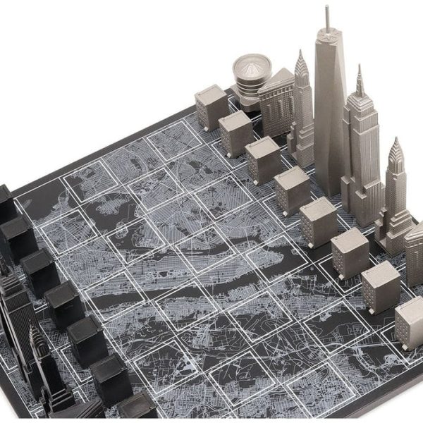 skyline-chess-games-new-york-edition-stainless-steel-chess-set-with-wood-map-board-31579732836439_720x-4
