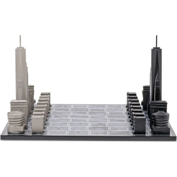 skyline-chess-games-new-york-edition-stainless-steel-chess-set-with-wood-map-board-31579735228503_720x-1