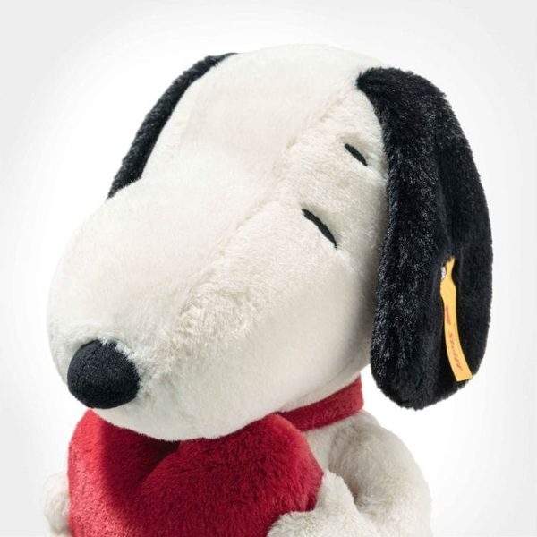 steiff-north-america-inc-plush-snoopy-love-with-red-heart-32742845972567_720x-3
