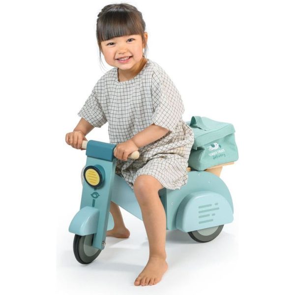 tender-leaf-toys-preschool-delivery-scooter-1130106599_720x