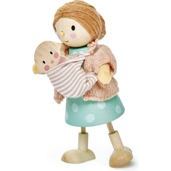 tender-leaf-toys-preschool-the-goodwood-family-wooden-dolls-32422991495255_720x-7