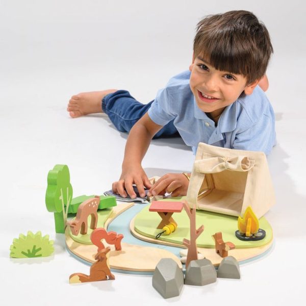 tender-leaf-toys-preschool-wildlife-camping-playset-1130106628_720x-4