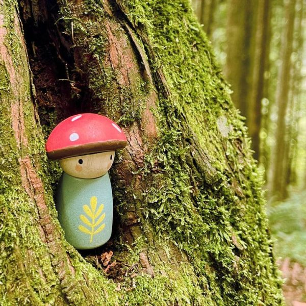 tender-leaf-toys-preschool-wooden-timber-taxi-toy-29822748557399_720x-3