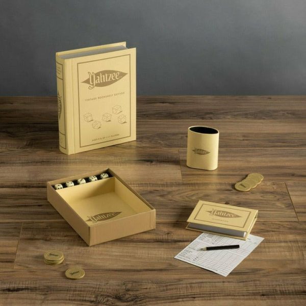 ws-game-company-games-yahtzee-vintage-bookshelf-edition-28874162536535_720x-7